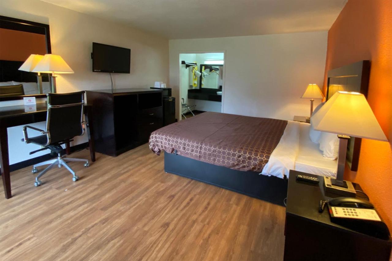 Landmark Hotel 리스빌 외부 사진